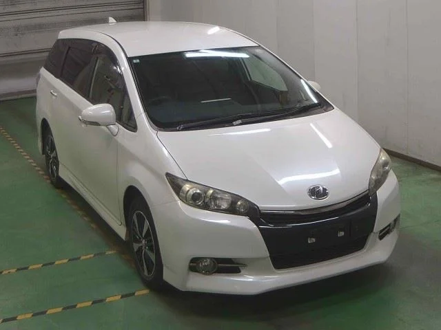 Toyota Wish 2014