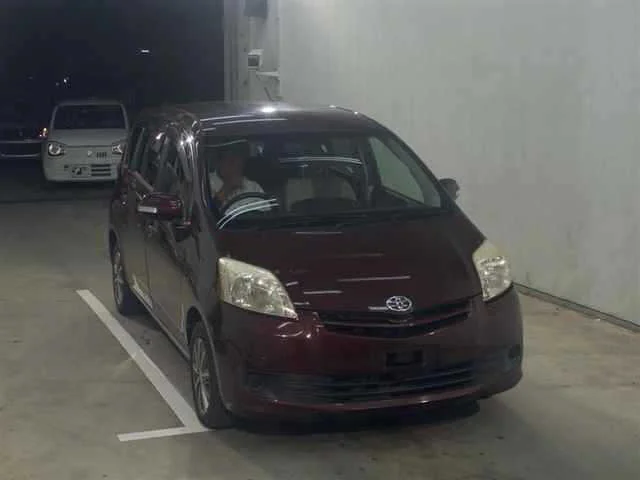 Toyota Passo Sette 2009