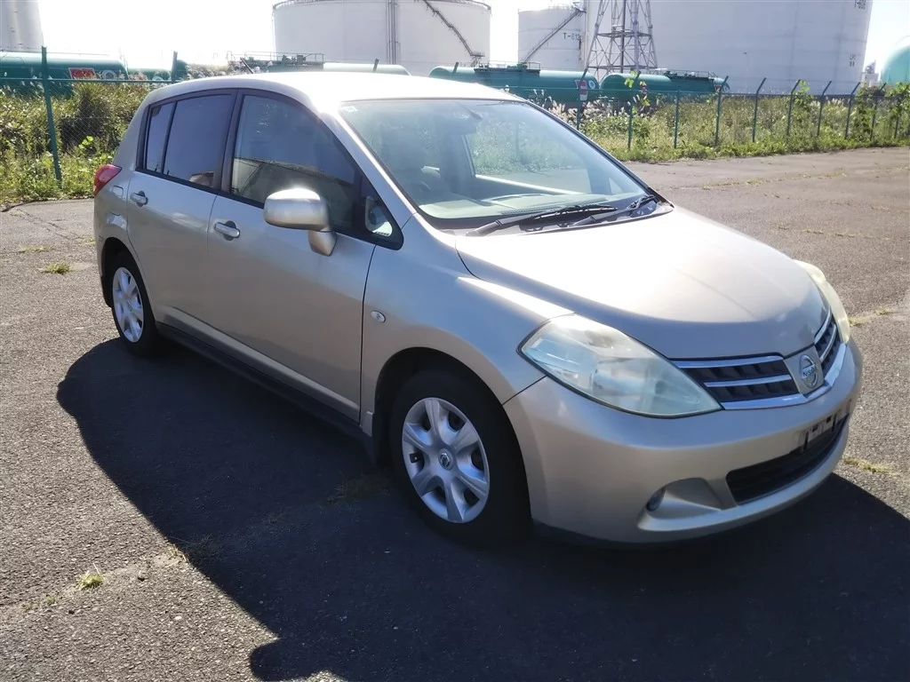 Nissan Tiida 2008