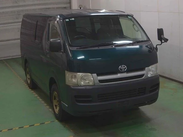 Toyota HiAce Van 2005