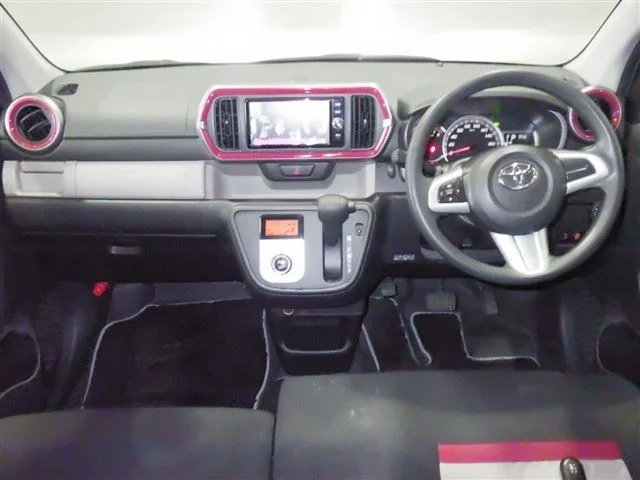 Toyota Passo  с аукциона в Японии