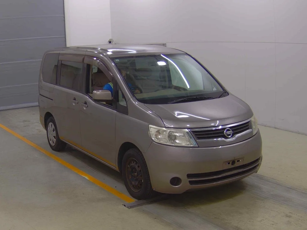 Nissan Serena 2007