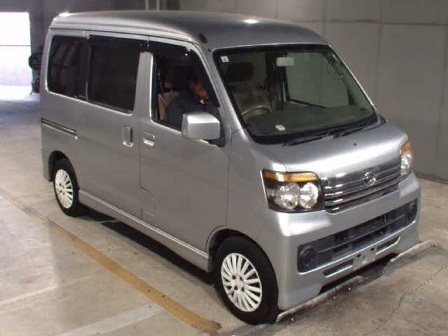 Daihatsu Atrai 2011