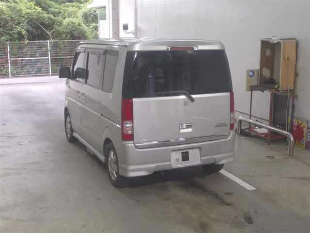 Suzuki Every 2008