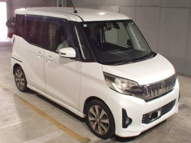 Mitsubishi eK X Space 2015