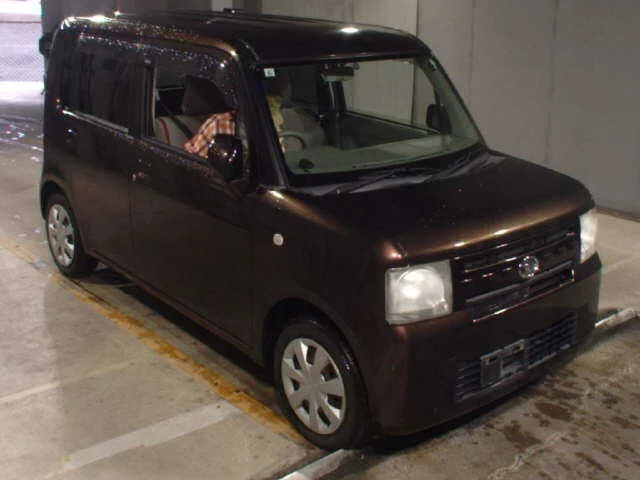 Daihatsu Move Conte 2013