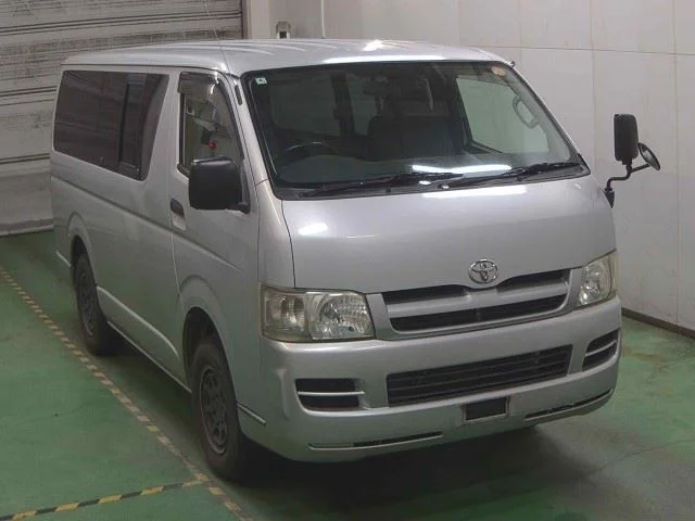 Toyota RegiusAce 2005