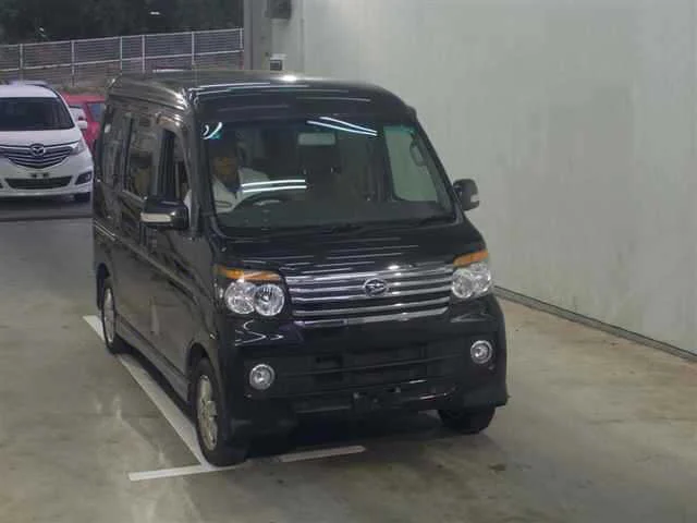 Daihatsu Atrai 2011