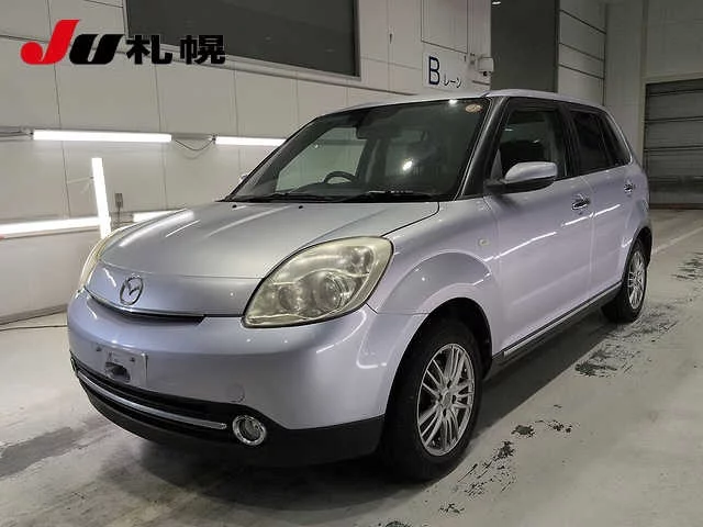 Mazda Verisa 2010