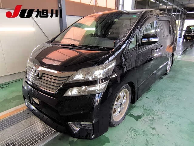 Toyota Vellfire 2010