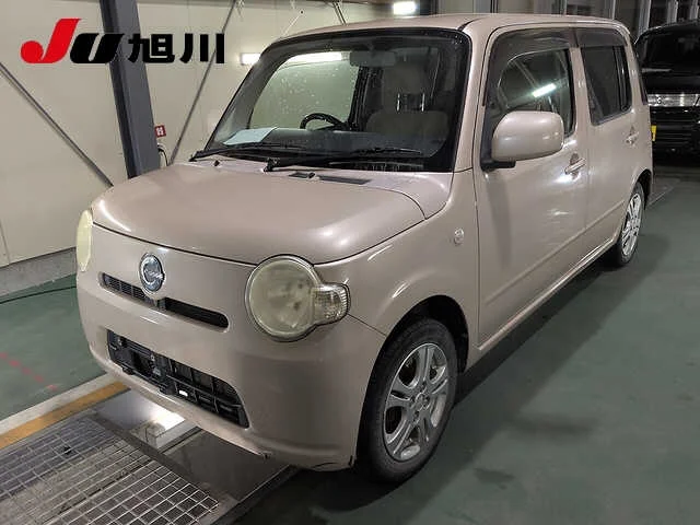 Daihatsu Mira Cocoa 2010