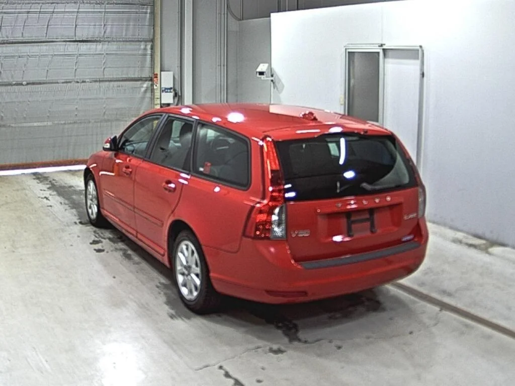 Volvo V50  с аукциона в Японии