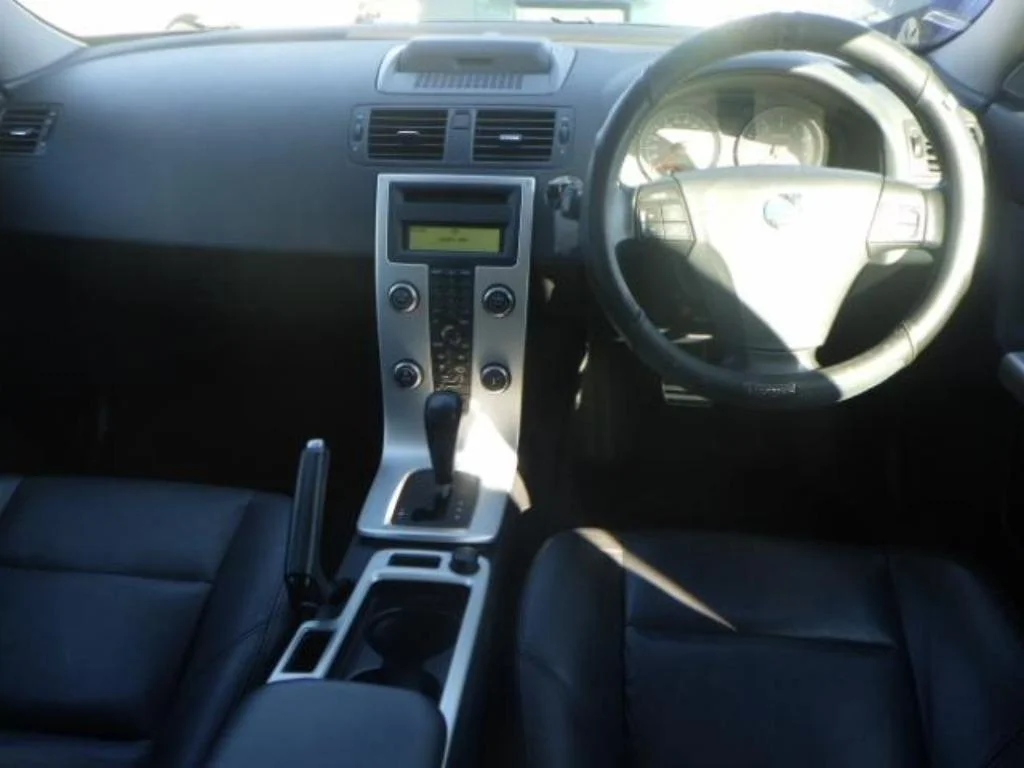 Volvo V50  с аукциона в Японии