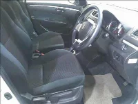 Цена авто Suzuki Swift с аукционов Японии, номер кузова ZC72S, пробег 93 000, оценка 2
