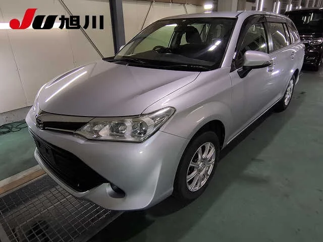 Toyota Corolla Fielder 2016