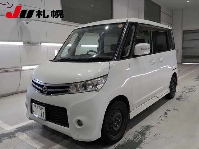 Nissan Roox 2011