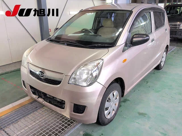 Daihatsu Mira 2012
