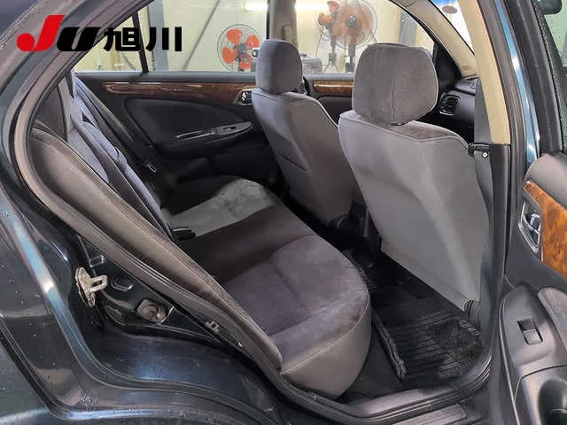 Nissan Sylphy  с аукциона в Японии