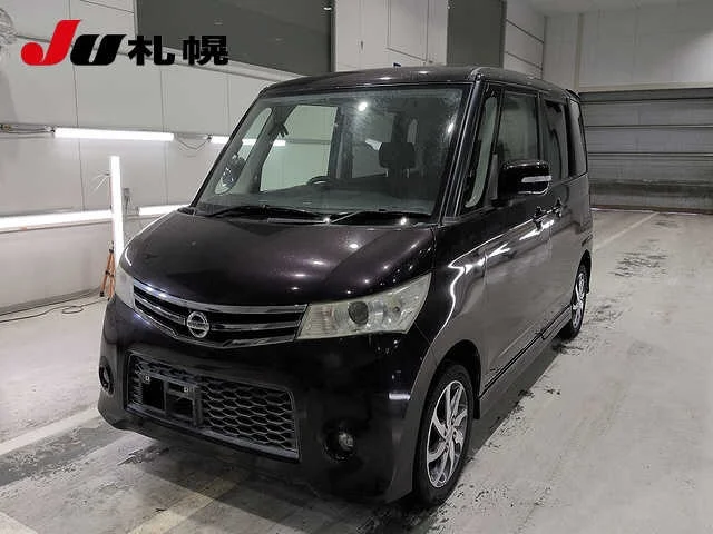 Nissan Roox 2012