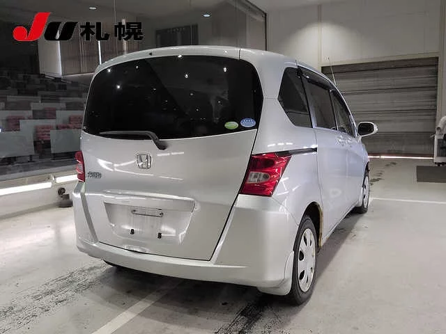Honda Freed  с аукциона в Японии