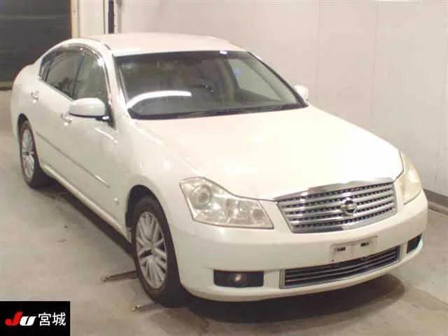 Nissan Fuga 2005