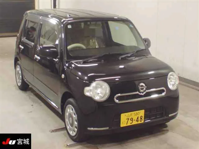 Daihatsu Mira Cocoa 2013