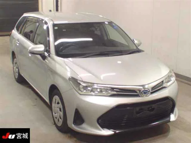 Toyota Corolla Fielder 2018