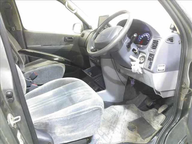 Toyota Granvia  с аукциона в Японии