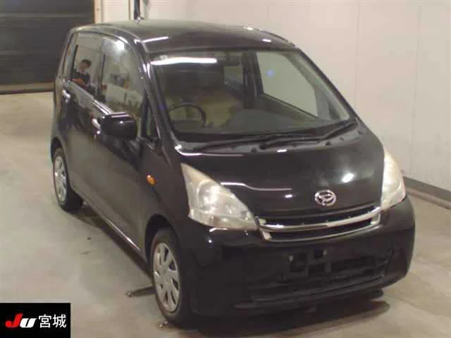 Daihatsu Move 2011