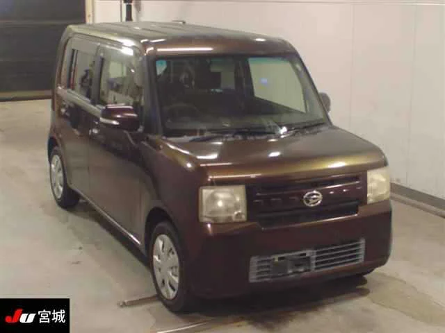 Daihatsu Move Conte 2013