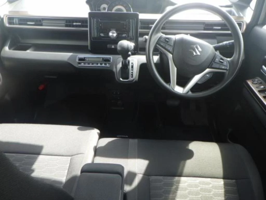 Suzuki Wagon R Custom  с аукциона в Японии