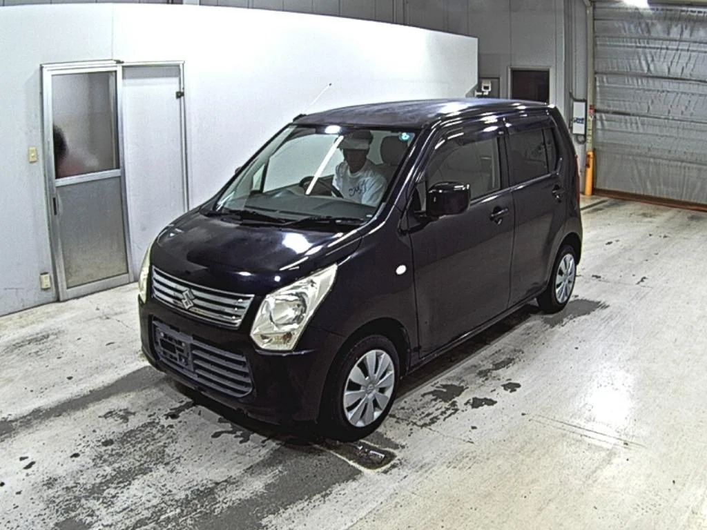 Suzuki Wagon R  с аукциона в Японии