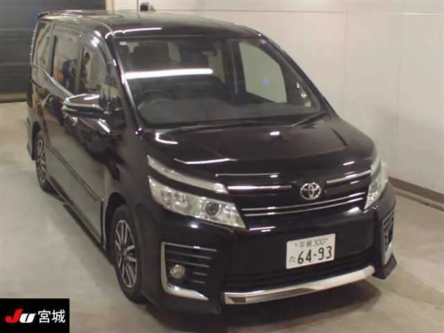 Toyota Voxy 2016