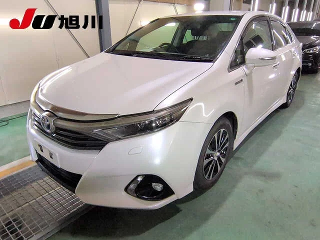 Toyota Sai 2013