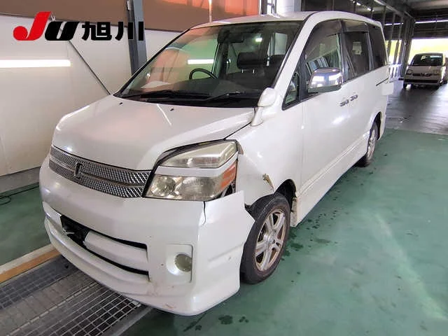Toyota Voxy 2007
