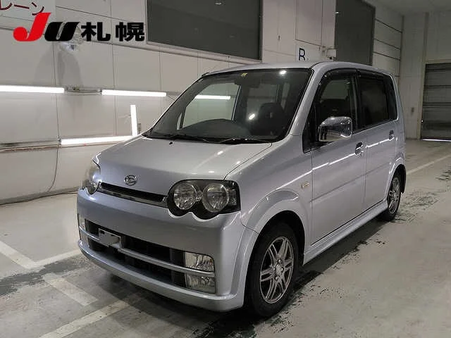 Daihatsu Move 2004