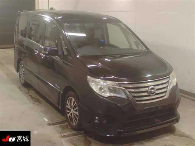 Nissan Serena 2015