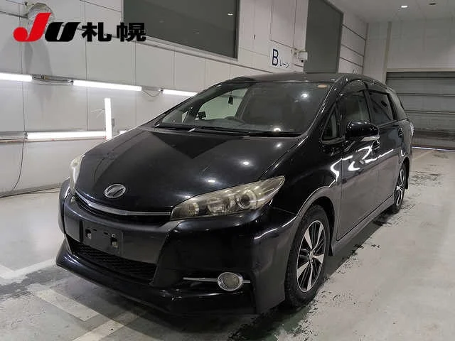 Toyota Wish 2013