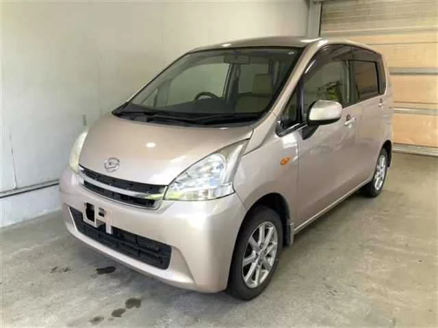 Daihatsu Move 2011