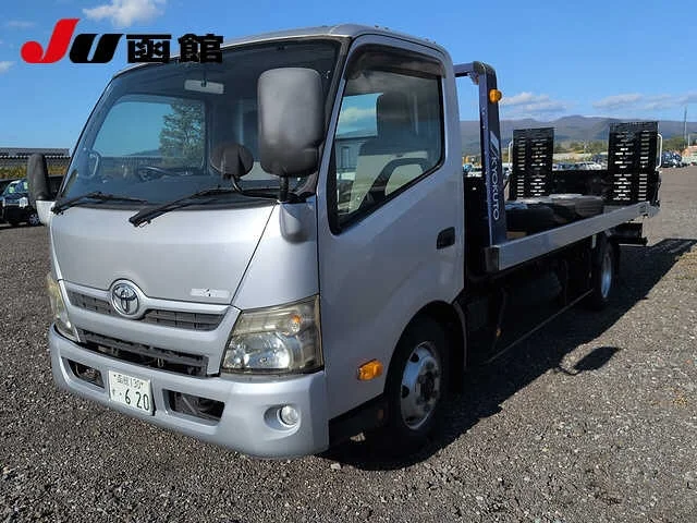 Toyota Dyna  с аукциона в Японии