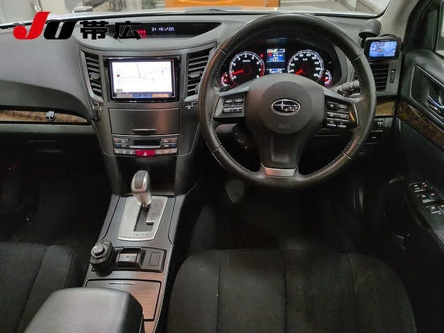 Subaru Outback  с аукциона в Японии