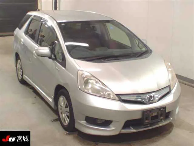Honda Fit Shuttle 2013