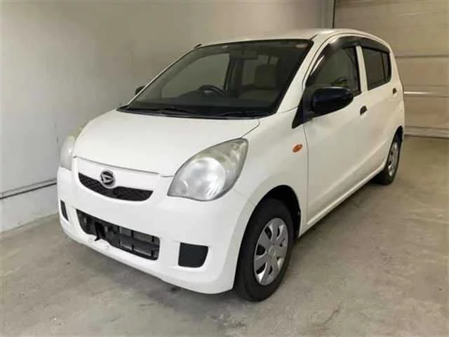 Daihatsu Mira 2013
