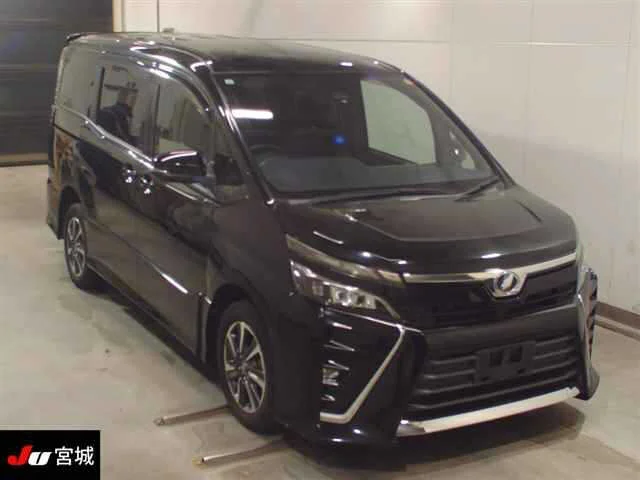 Toyota Voxy 2017