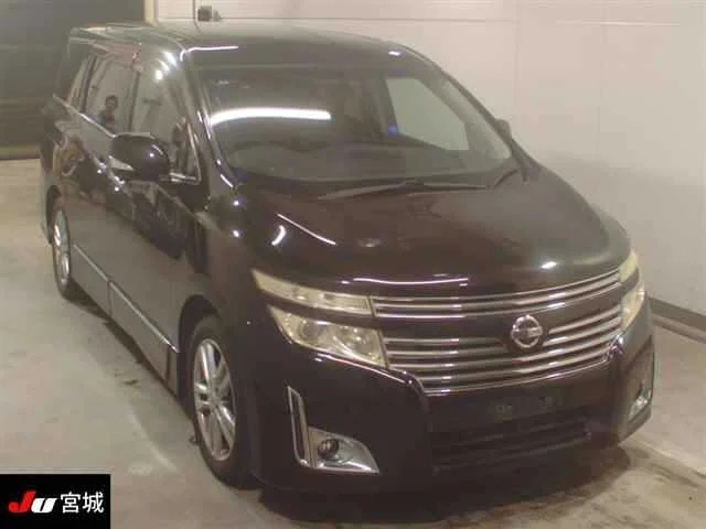 Nissan Elgrand 2011
