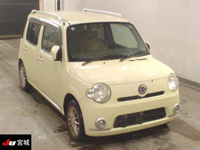 Daihatsu Mira Cocoa 2012