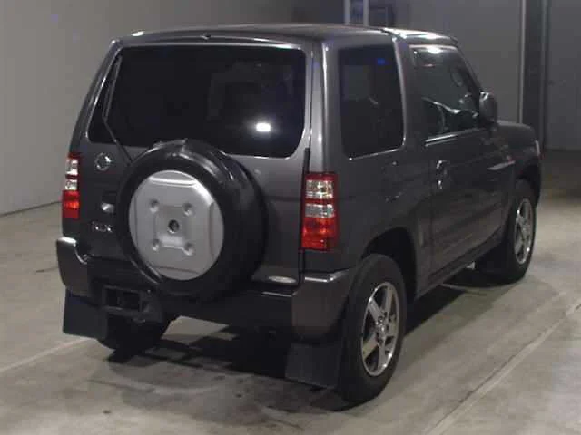 Nissan Kix  с аукциона в Японии