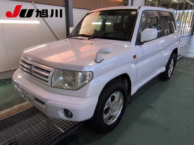 Mitsubishi Pajero iO  с аукциона в Японии