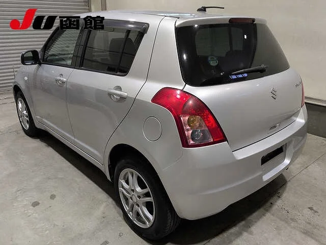 Suzuki Swift  с аукциона в Японии