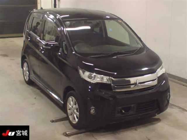 Mitsubishi ek Custom 2013